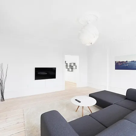 Appartamento Beautiful 3-bed In Osterbro Location